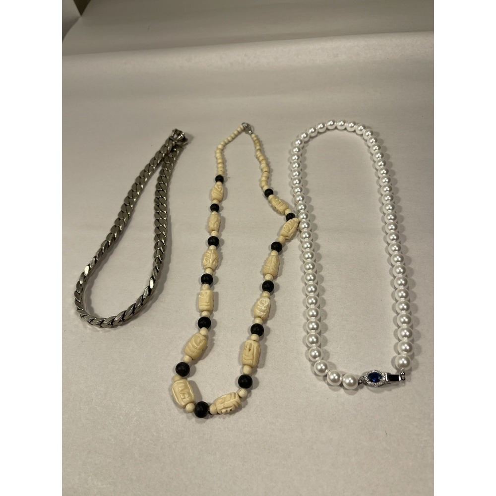Lot Of 32 Necklaces Vintage To Modern & 26 Pendants - Picture 8 of 16